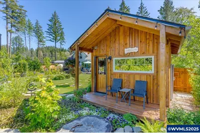 23757 Santiam Wy SE, Lyons, OR 97358 - Photo 32