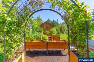 23757 Santiam Wy SE, Lyons, OR 97358 - Photo 46