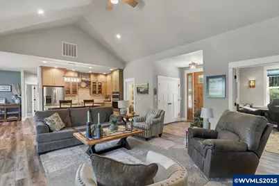 23757 Santiam Wy SE, Lyons, OR 97358 - Photo 12