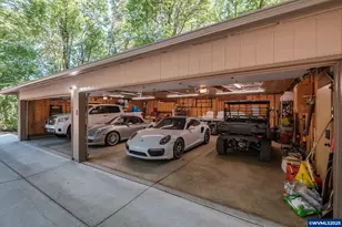 341 Maple Hill Dr NW, Salem, OR 97304 - Photo 2