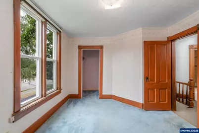 601 S Water St, Silverton, OR 97381 - Photo 28