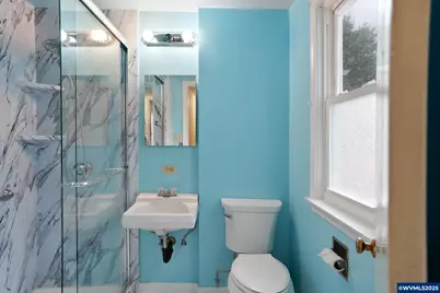 601 S Water St, Silverton, OR 97381 - Photo 24