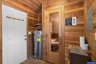 8438 Cascade Hwy Hwy NE, Silverton, OR 97381 - Photo 46