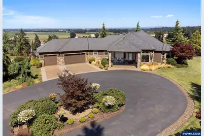 8438 Cascade Hwy Hwy NE, Silverton, OR 97381 - Photo 1