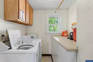 771 21st St SE, Salem, OR 97301 - Photo 10