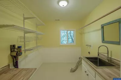 3530 NW Mariposa Dr, Albany, OR 97321 - Photo 32