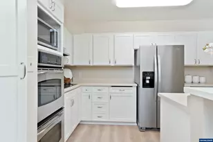 2630 Mountain View Dr S, Salem, OR 97302 - Photo 18