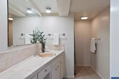 2630 Mountain View Dr S, Salem, OR 97302 - Photo 32