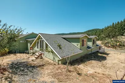 21000 SW Canyon Rd, Sheridan, OR 97378 - Photo 20