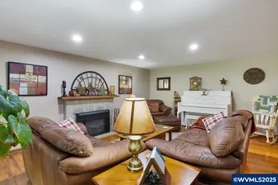 955 Albert Dr SE, Salem, OR 97302 - Photo 10