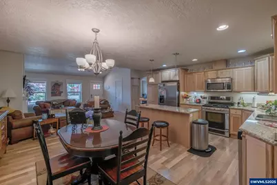 4913 Mimosa Cir, Sweet Home, OR 97386 - Photo 12