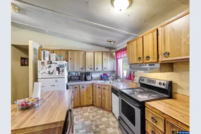 1632 Brown St, Woodburn, OR 97071 - Photo 18