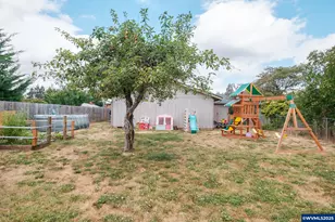 270 Hobbs St, Lebanon, OR 97355 - Photo 32