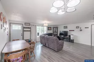 270 Hobbs St, Lebanon, OR 97355 - Photo 4