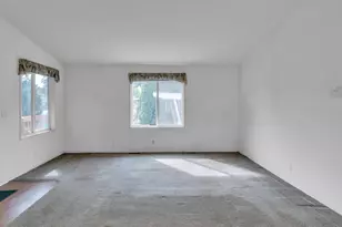 1005 Ferry St, Dayton, OR 97114 - Photo 6