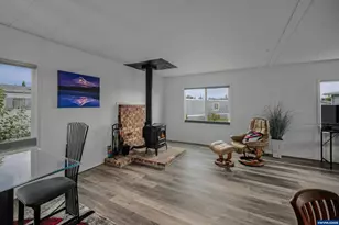 5422 Portland Rd NE, Salem, OR 97305 - Photo 8