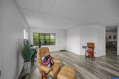 5422 Portland #55 Rd NE, Salem, OR 97305 - Photo 6