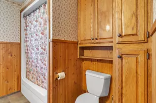 328 S 1st St, Mill City, OR 97360 - Photo 40