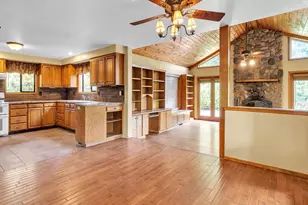 328 S 1st St, Mill City, OR 97360 - Photo 28