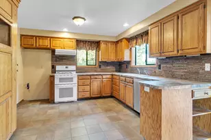 328 S 1st St, Mill City, OR 97360 - Photo 32