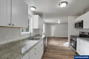 4830 Coloma Dr SE, Salem, OR 97302 - Photo 12