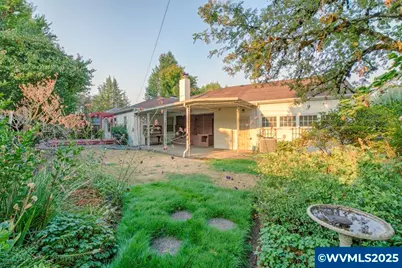 578 23rd St NE, Salem, OR 97301 - Photo 36