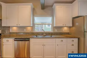 578 23rd St NE, Salem, OR 97301 - Photo 12