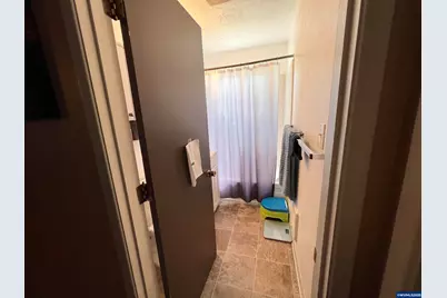 271 E Clay St, Monmouth, OR 97361 - Photo 10