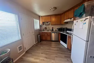 271 E Clay St, Monmouth, OR 97361 - Photo 6