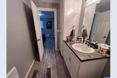 271 E Clay St, Monmouth, OR 97361 - Photo 22