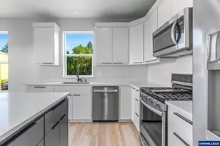 4825 Elvira (&amp 4827) Pl N, Keizer, OR 97303 - Photo 8