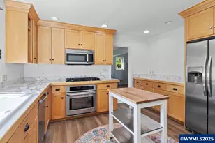 2880 Mountain View Dr S, Salem, OR 97302 - Photo 8