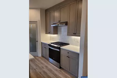 Lot E NW Crater Lake Dr, Dallas, OR 97338 - Photo 8