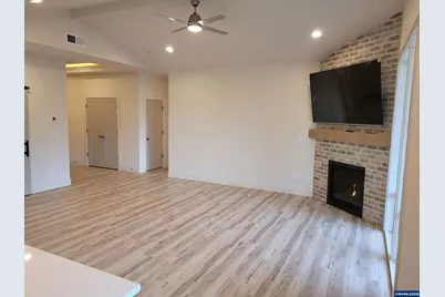 Lot E NW Crater Lake Dr, Dallas, OR 97338 - Photo 16