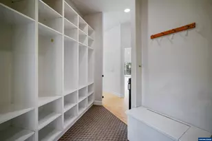 7002 Rainbow Dr SE, Salem, OR 97306 - Photo 16