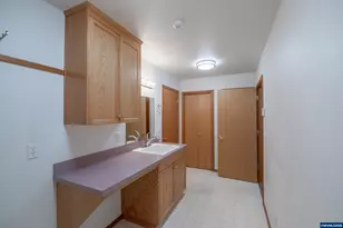 2603 Mountain View Dr SE, Albany, OR 97322 - Photo 16