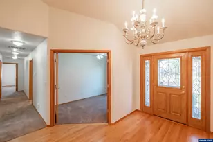 2603 Mountain View Dr SE, Albany, OR 97322 - Photo 4