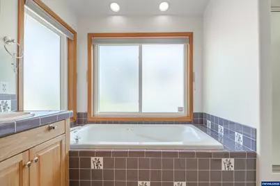 2603 Mountain View Dr SE, Albany, OR 97322 - Photo 30