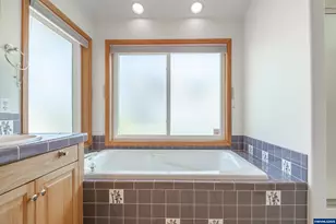 2603 Mountain View Dr SE, Albany, OR 97322 - Photo 30