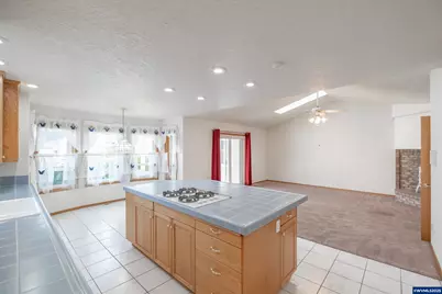 2603 Mountain View Dr SE, Albany, OR 97322 - Photo 10