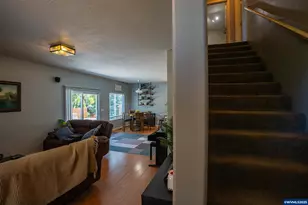 2872 Bluff Ave SE, Salem, OR 97302 - Photo 16