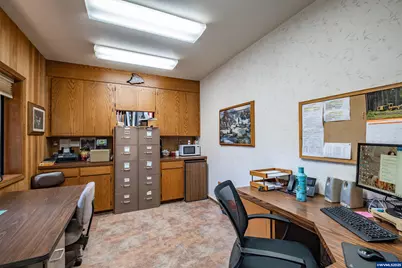 23547 Woods Creek Rd, Philomath, OR 97370 - Photo 30