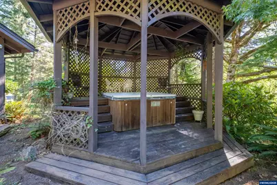 23547 Woods Creek Rd, Philomath, OR 97370 - Photo 38