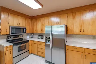 23547 Woods Creek Rd, Philomath, OR 97370 - Photo 12