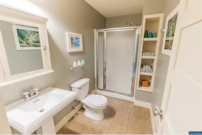 611 SW 27th Wy, Lincoln City, OR 97367 - Photo 16