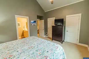 611 SW 27th Way, Lincoln City, OR 97367 - Photo 12