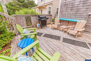 611 SW 27th Way, Lincoln City, OR 97367 - Photo 18
