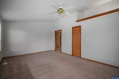 484 Travis Ct NE, Salem, OR 97301 - Photo 6