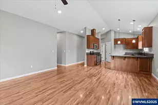 6068 NE Tuscan Lp, Albany, OR 97321 - Photo 10