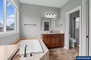 6068 NE Tuscan Lp, Albany, OR 97321 - Photo 24